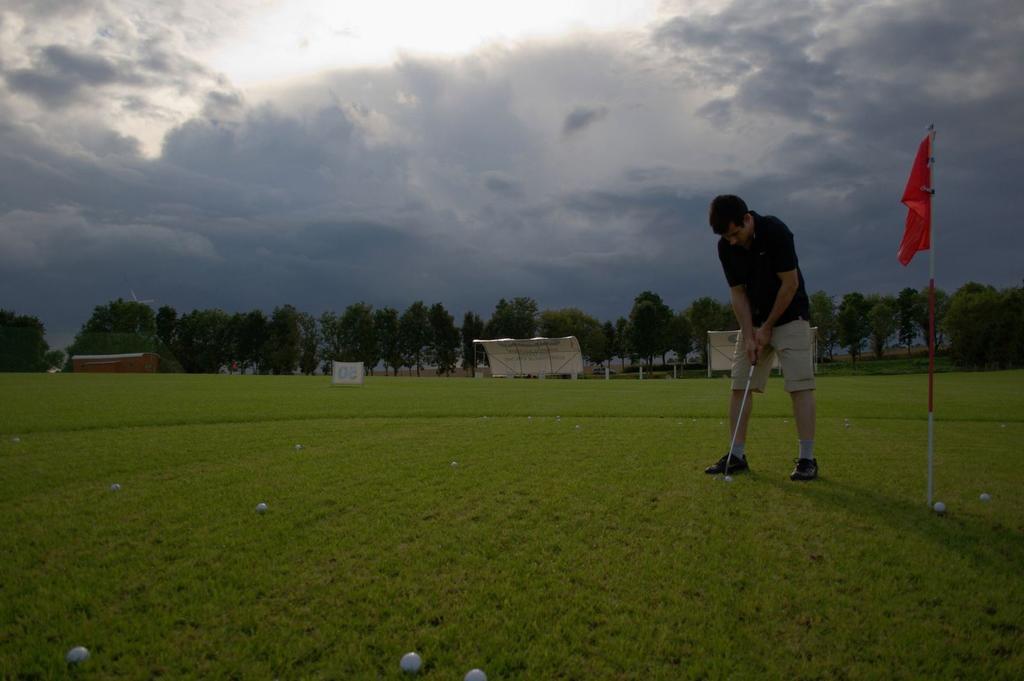 Golf Zajazd Zajaczkowo Słupsk Dış mekan fotoğraf